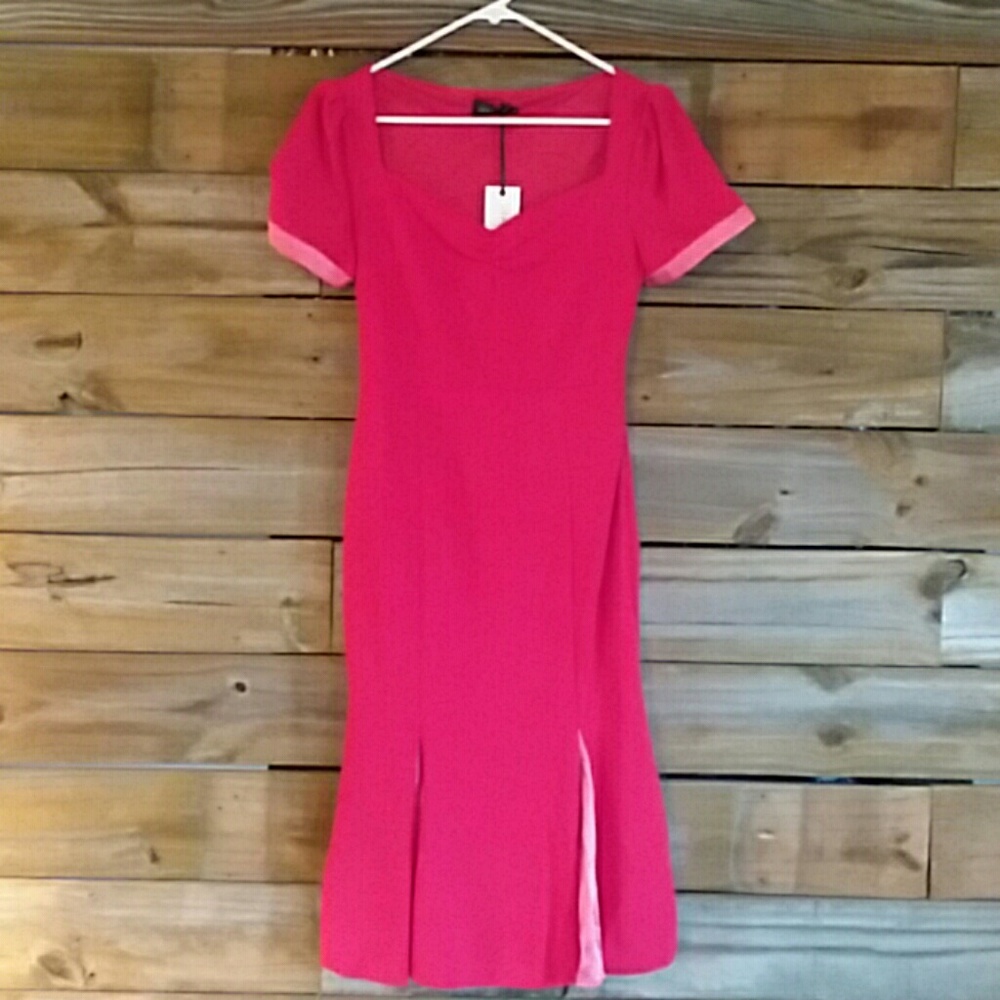 Lisa Luxe retro style red dress